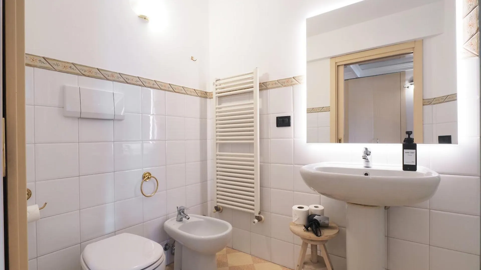 Duomo Cathedral View - Luxury Apartment Milánó